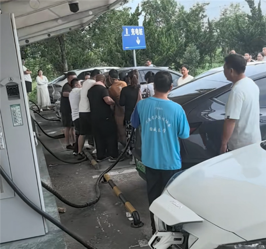 租驰北京牌照新能源车转让及价格：老司机带你避开这些坑！